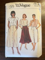 9017 VOGUE 90S A-LINE, FLARE BUTTON DOWN LONGER SKIRT LENGTHS PATTERN 6-8